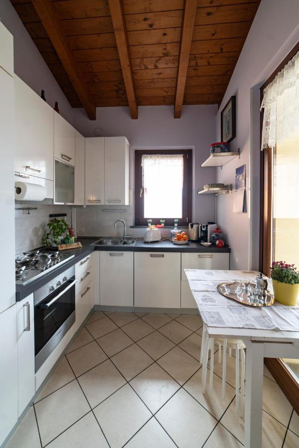 Romantic Lake View House Sulzano Exterior photo