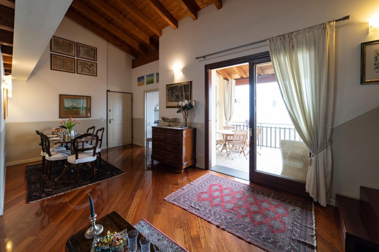Romantic Lake View House Sulzano Exterior photo
